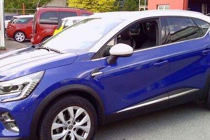 Renault Captur 32.300 km 17.390 € Coburg 96450