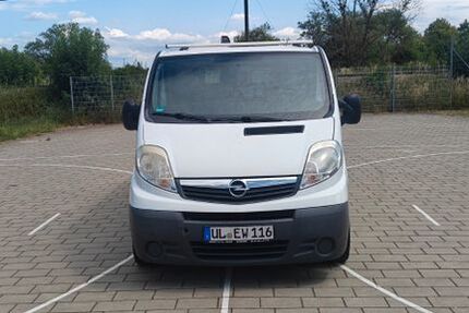 Opel Vivaro 200.000 km 4.000 &euro; Ehingen 89584
