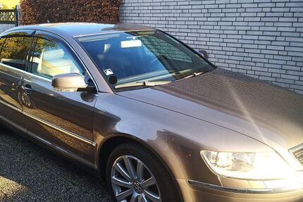 VW Phaeton 257.502 km 8.690 &euro; Bremen 28355