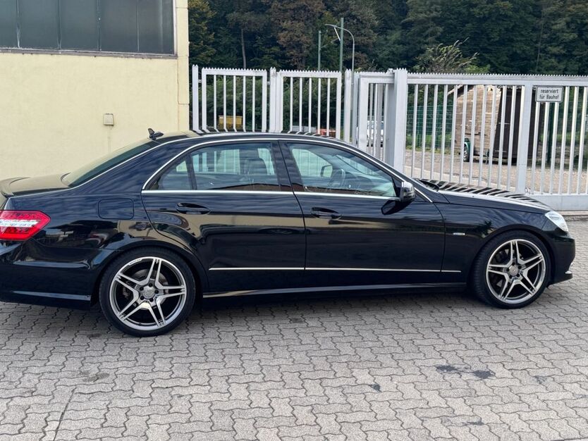 Mercedes-Benz E 250 112.000 km 12.500 € Jockgrim 76751