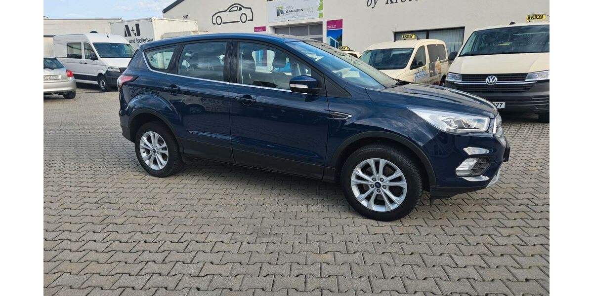Ford Kuga 81.072 km 13.790 &euro; Bayreuth 95447