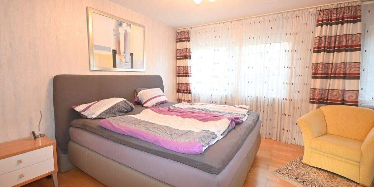 Reihenmittelhaus Altdorf - 5 Zimmer, 126 m&sup2;, 359.000&euro; | Angebot:25726914