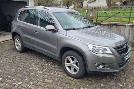 VW Tiguan 201.000 km 3.999 &euro; Königsfeld 78126