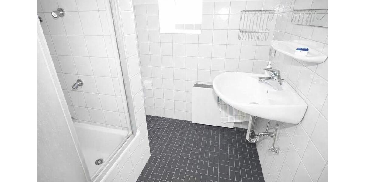 Mehrfamilienhaus, Wohnhaus Viersen Boisheim - 8 Zimmer, 190 m&sup2;, 2.200&euro; | Angebot:26406101