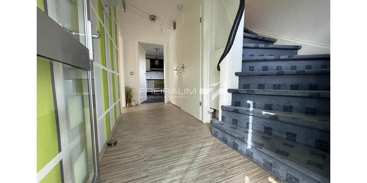 Einfamilienhaus Siegen Weidenau - 5 Zimmer, 120 m&sup2;, 1.100&euro; | Angebot:25256341