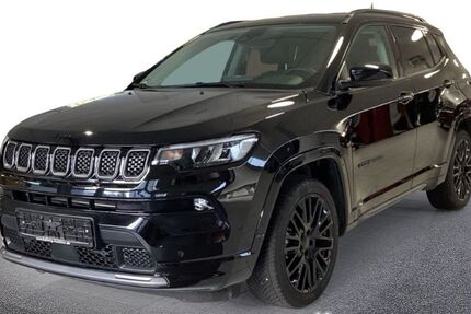 Jeep Compass 8.490 km 24.690 &euro; Uetersen 25436