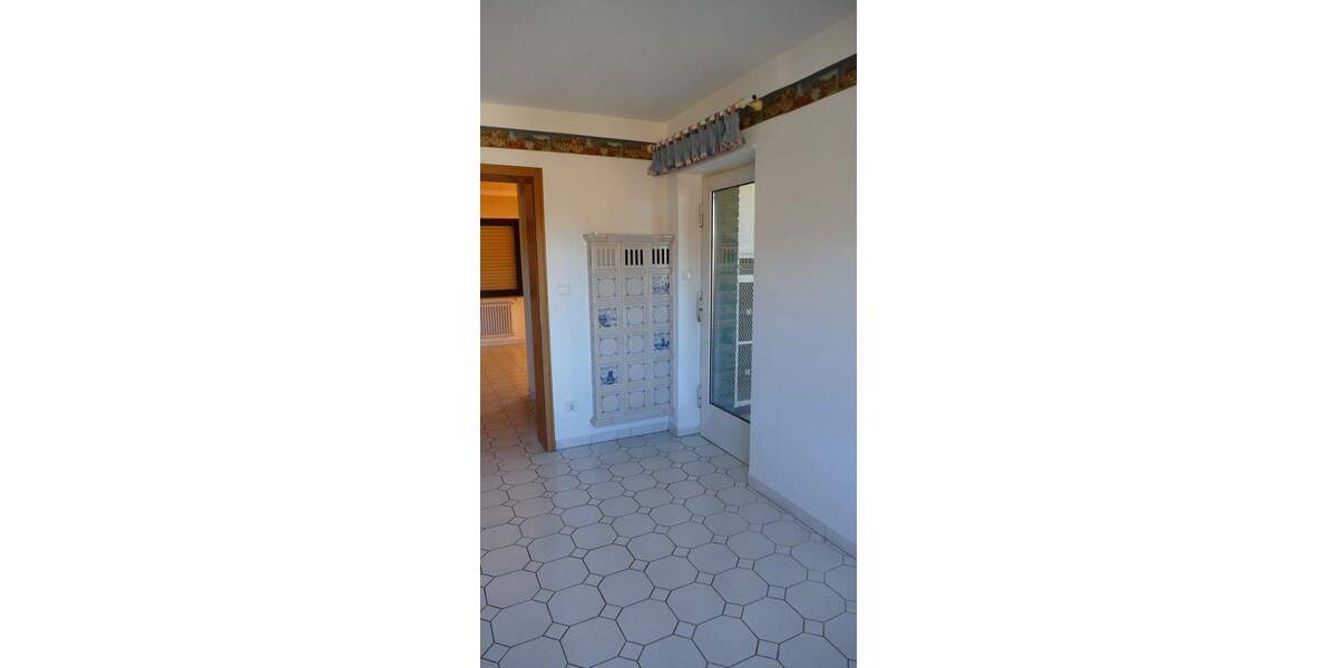 Mehrfamilienhaus, Wohnhaus Jünkerath - 5 Zimmer, 139 m&sup2;, 219.000&euro; | Angebot:25732255