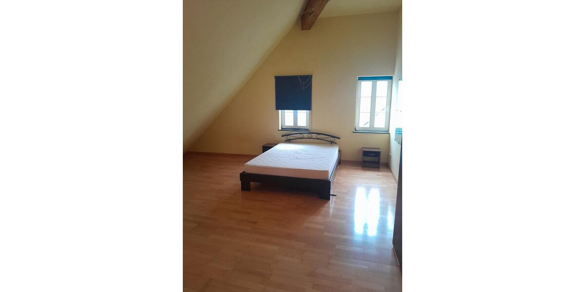 Dachgeschoßwohnung Föhren - 2 Zimmer, 78 m&sup2;, 675&euro; | Angebot:26177144