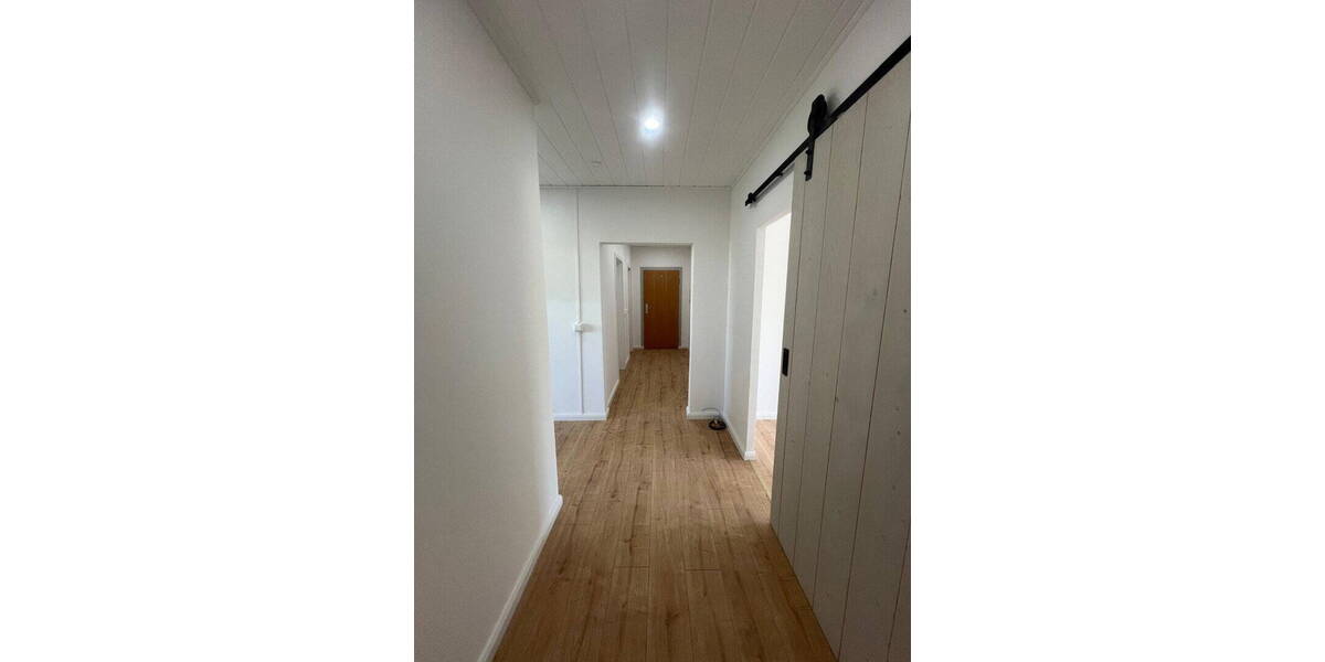 Etagenwohnung Neubrandenburg Datzeberg - 3 Zimmer, 69 m&sup2;, 650&euro; | Angebot:26434534