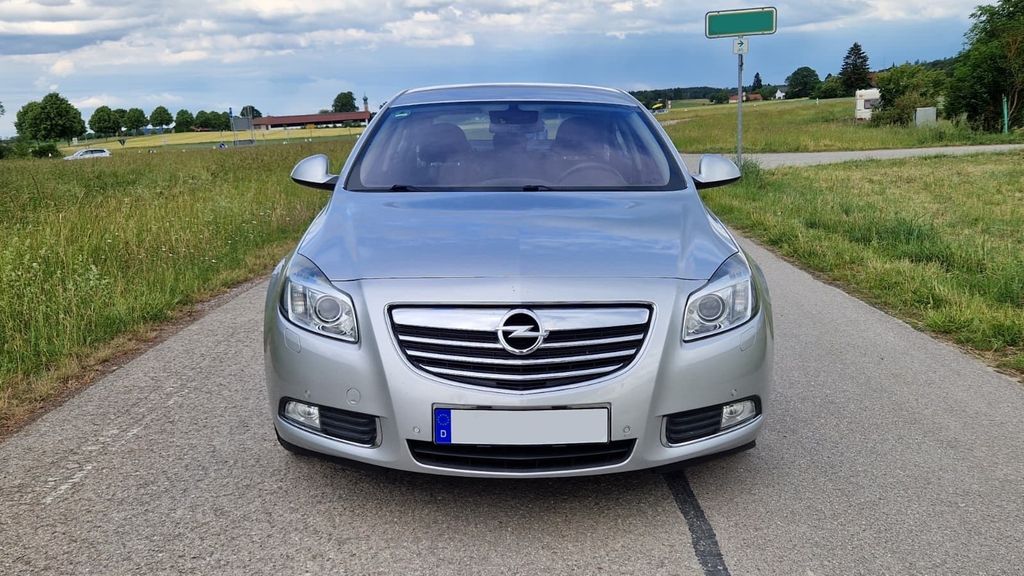 Opel Insignia 155.000 km 4.490 &euro; Hallbergmoos 85399