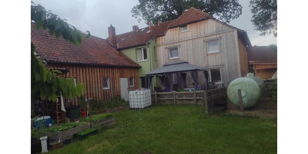 Mehrfamilienhaus, Wohnhaus Edemissen - 12 Zimmer, 254 m&sup2;, 420.000&euro; | Angebot:26827521