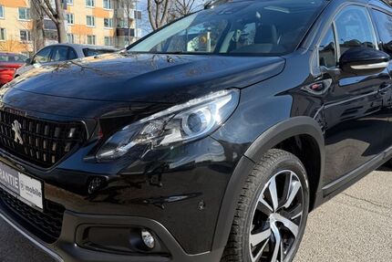 Peugeot 2008 46.200 km 14.999 &euro; München 81243