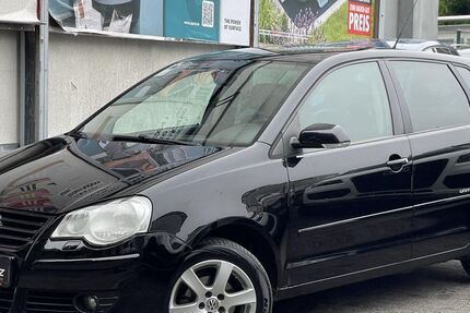 VW Polo 118.000 km 4.900 &euro; KREFELD 47798