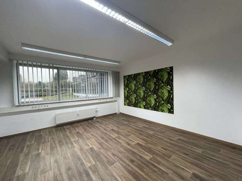 Büro in Meerbusch 2.574 € 234 m²