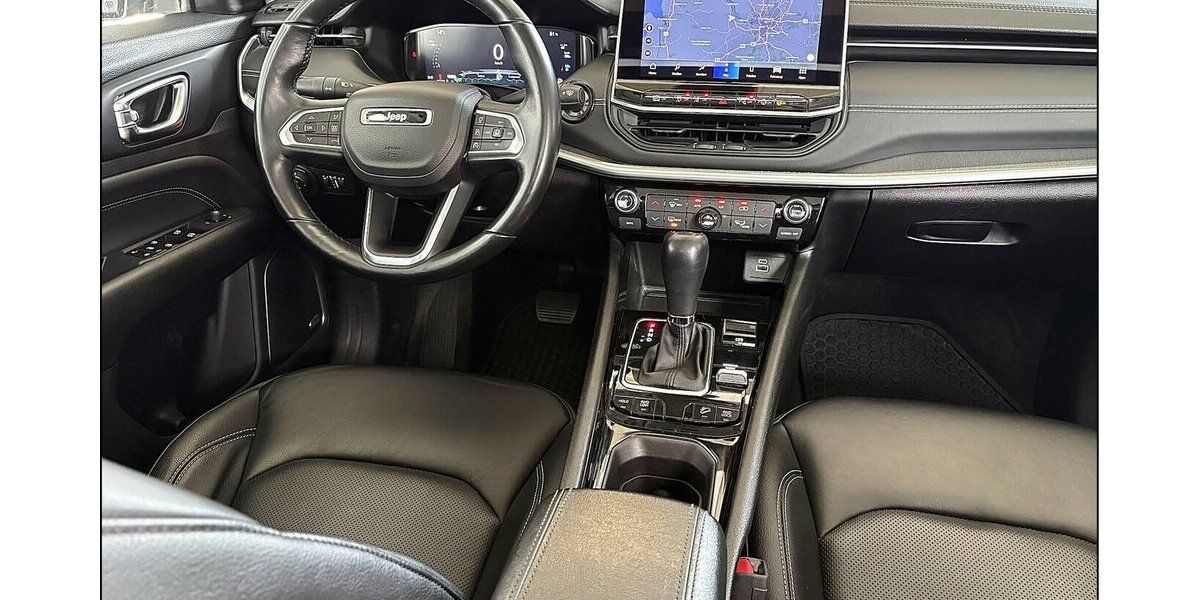 Jeep Compass S Plug-In 4WD ACC Keyless Pano Assist 53.000 km 23.999 &euro; Stade 21682