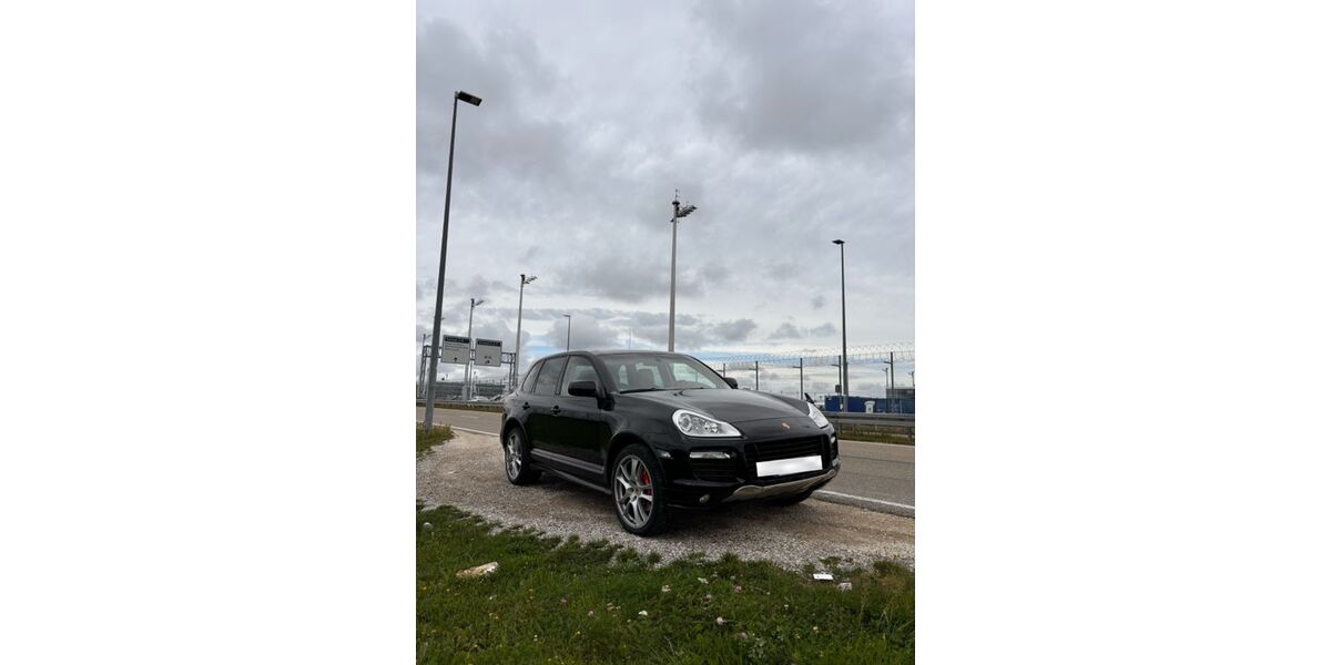 Porsche Cayenne 180.000 km 15.500 &euro; München 80804