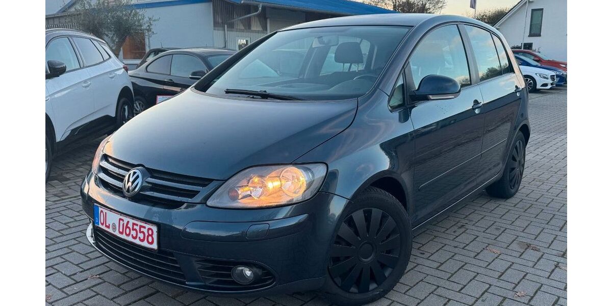 VW Golf 236.000 km 990 &euro; Hatten 26209