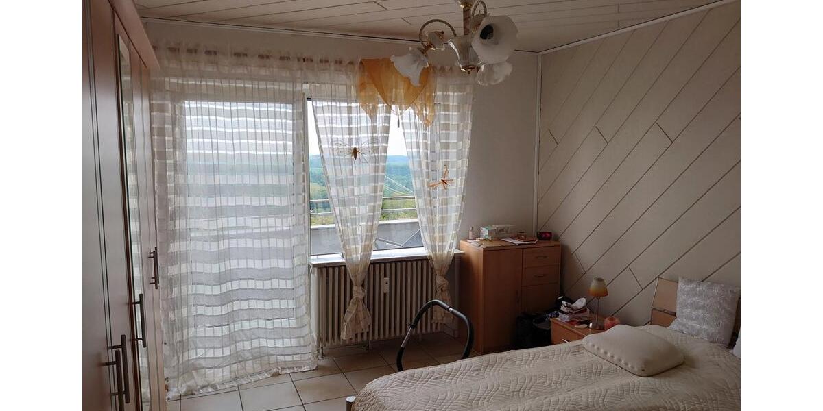 Etagenwohnung Pirmasens Fehrbach - 4 Zimmer, 102 m&sup2;, 595&euro; | Angebot:26322645