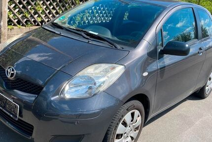 Toyota Yaris 115.300 km 1.600 &euro; Gersdorf 09355