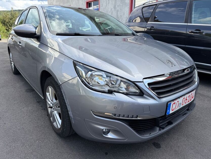 Peugeot 308 131.800 km 7.600 € Dörfles-Esbach 96487