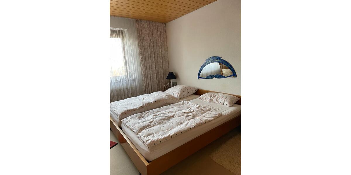 Etagenwohnung Schmitten im Taunus - 2.5 Zimmer, 75 m&sup2;, 950&euro; | Angebot:25392021