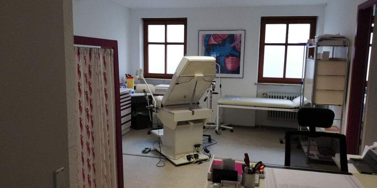 Gewerbeobjekt Weiden in der Oberpfalz Weiden - 9 Zimmer, 242 m&sup2;, 190.000&euro; | Angebot:25663730
