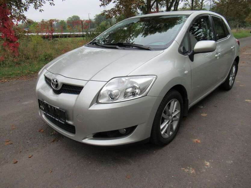 Toyota Auris 47.405 km 7.999 € Eisenach 99817