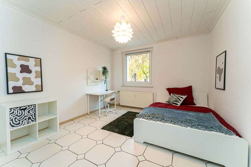 WG-Zimmer in Potsdam 680 € 16.3 m² zimmer