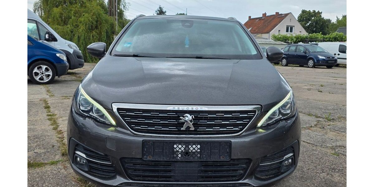 Peugeot 308 134.365 km 8.590 &euro; Fredersdorf - Vogelsdorf 15370