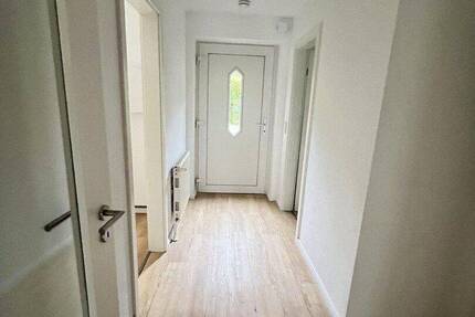 Haus Flensburg Mürwik - 6 Zimmer, 150 m&sup2;, 1.500&euro; | Angebot:26891857