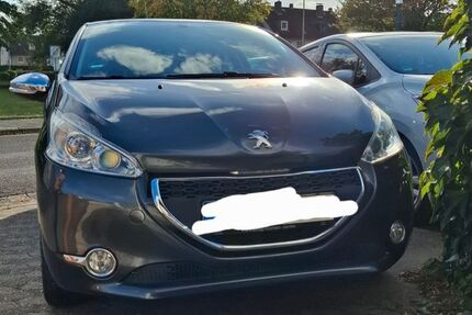 Peugeot 208 98.969 km 4.790 € Hameln 31787