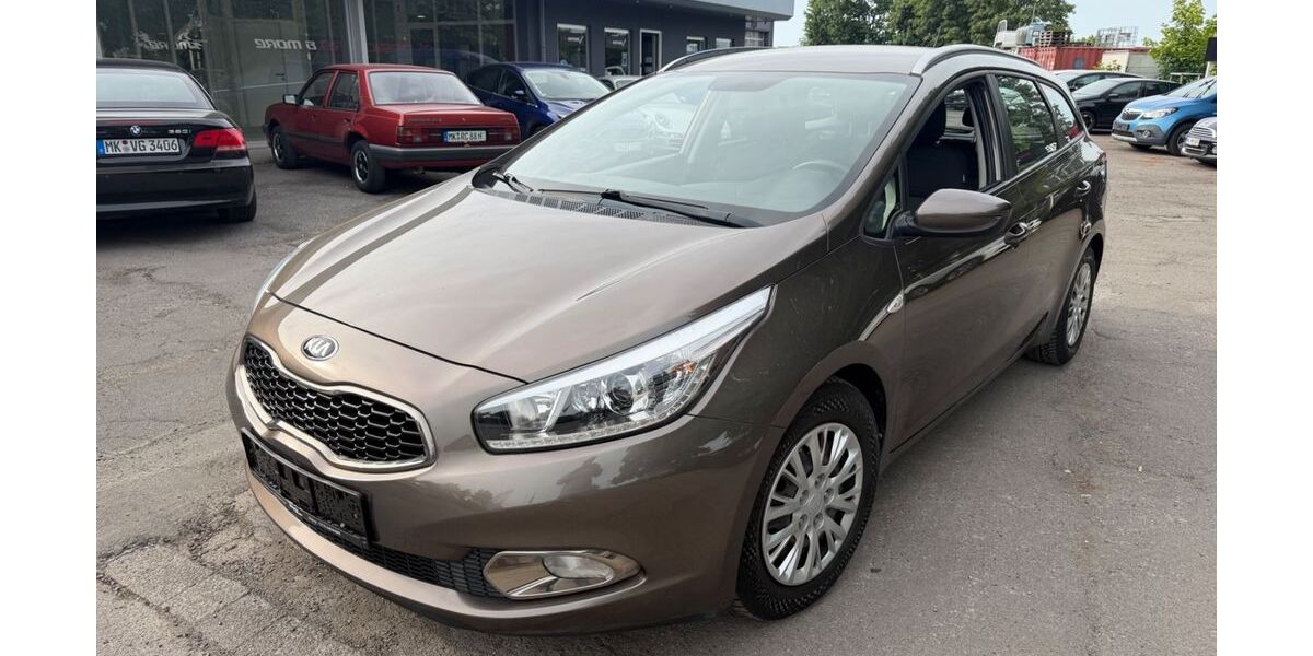 Kia ceed Sportswagon 60.000 km 9.490 &euro; Halver 58553