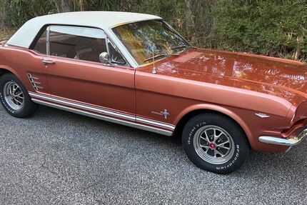 Ford Mustang 9.999 km 36.880 &euro; Wüstenrot-Neuhütten 71543