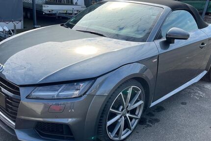 Audi TT 140.000 km 15.890 &euro; Frankfurt am Main 60327