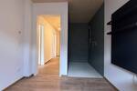 Modernes Wohnen im nachhaltigen Holz-Hybrid-Haus