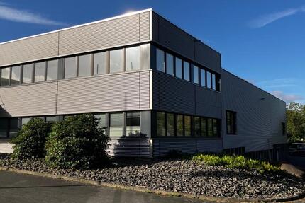 Gewerbefläche in Miehlen, 1.000 m² Halle + optional 300 m² Büro zimmer