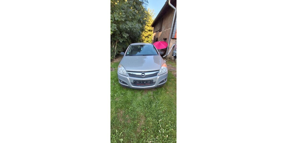Opel Astra 163.000 km 2.000 &euro; Osterwieck 38835