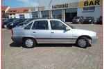 Opel Kadett E Beauty Lim. SEDAN GSD AUTOM- SERVO 74.000 km 6.950 &euro; Hannover 30179