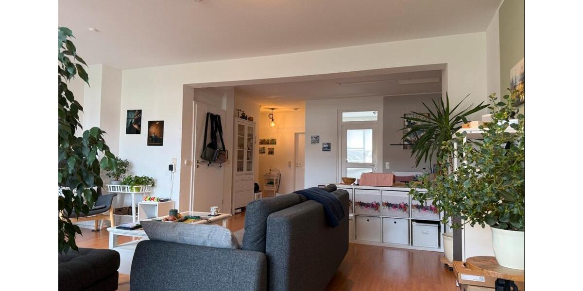 Etagenwohnung Wedel - 3 Zimmer, 109 m&sup2;, 1.173&euro; | Angebot:26346976