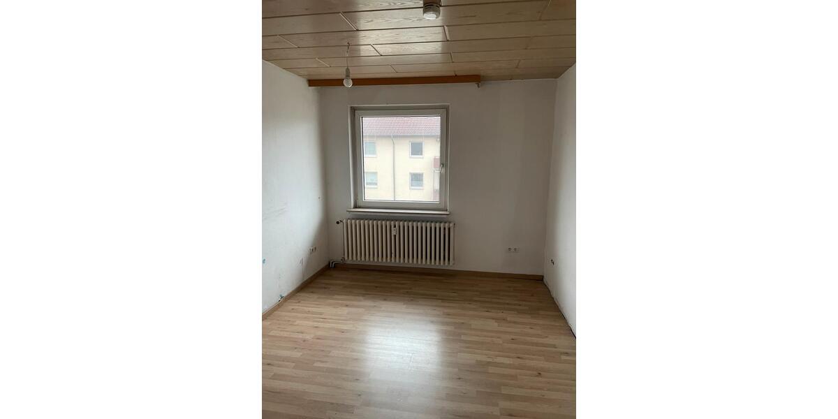 Etagenwohnung Hameln - 3 Zimmer, 64 m&sup2;, 110.000&euro; | Angebot:26125294