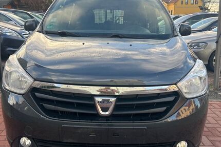 Dacia Lodgy 115.000 km 2.200 &euro; zwickau 08064