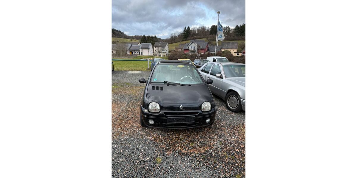 Renault Twingo 166.959 km 1.490 &euro; Niederbrombach 55767