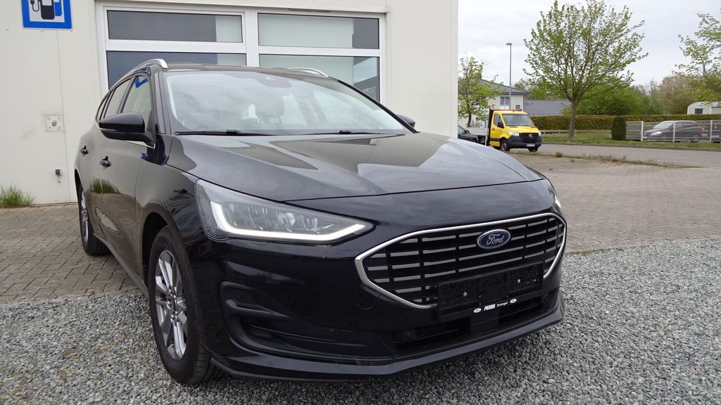 Ford Focus 87.867 km 14.490 &euro; Sassnitz 18546