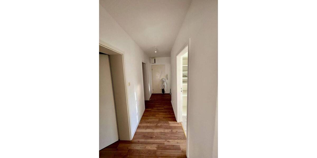 Attraktives 12-Familienhaus in begehrter UNI-LAGE ! Solides Investment mit Entwicklungspotenzial ! 3 zimmer