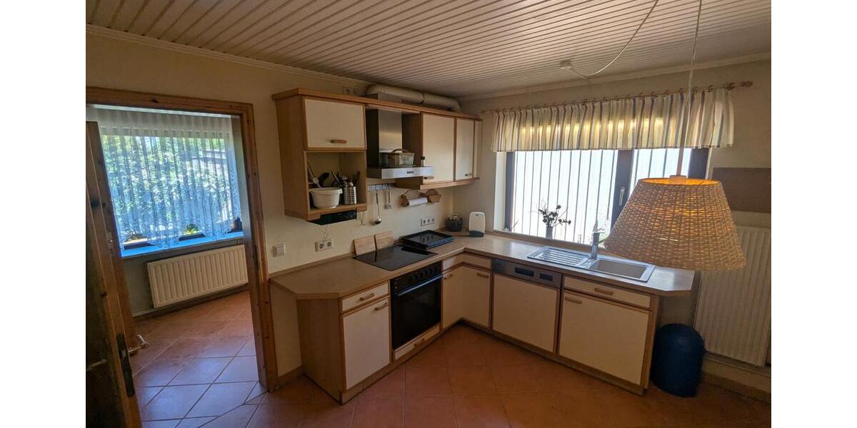 Einfamilienhaus Struxdorf - 9 Zimmer, 240 m&sup2;, 324.500&euro; | Angebot:27004910