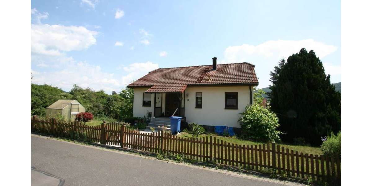 Einfamilienhaus Meiningen - 4 Zimmer, 90 m&sup2;, 185.000&euro; | Angebot:26931933