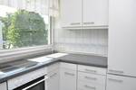 Lichtdurchflutet: Helle 3-Zimmer-Wohnung mit EBK, Sonnenbalkon, Garage und Lift!