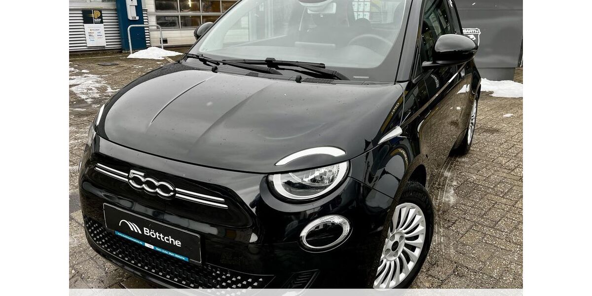 Fiat 500e 8.208 km 18.990 &euro; Dessau-Roßlau 06842