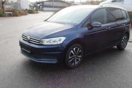 VW Touran 119.000 km 21.990 € Tauberbischofsheim 97941