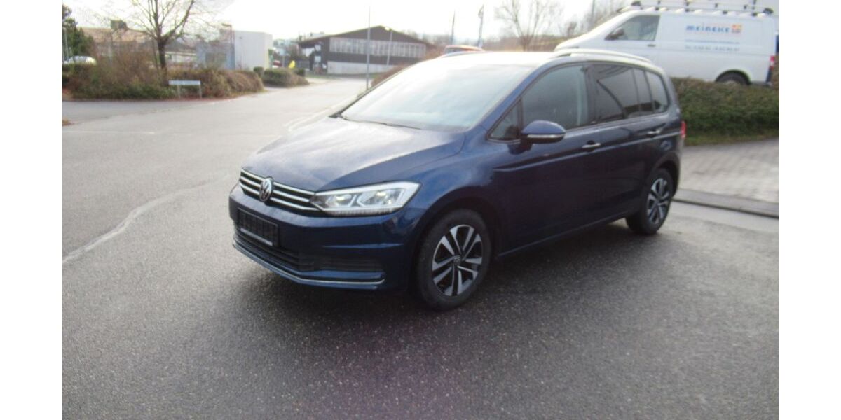 VW Touran 119.000 km 21.990 € Tauberbischofsheim 97941